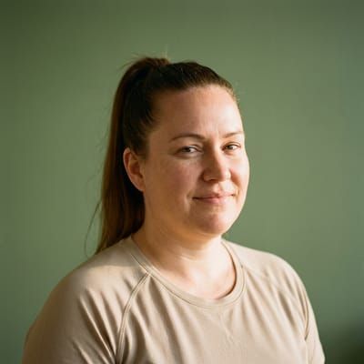 Ivana, 38